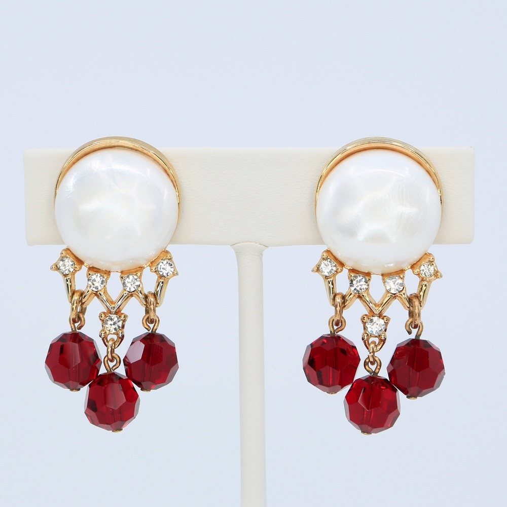 Vintage Trifari Simulated Pearl Red Beads Dangle Chandelier Earrings‎ 1960s